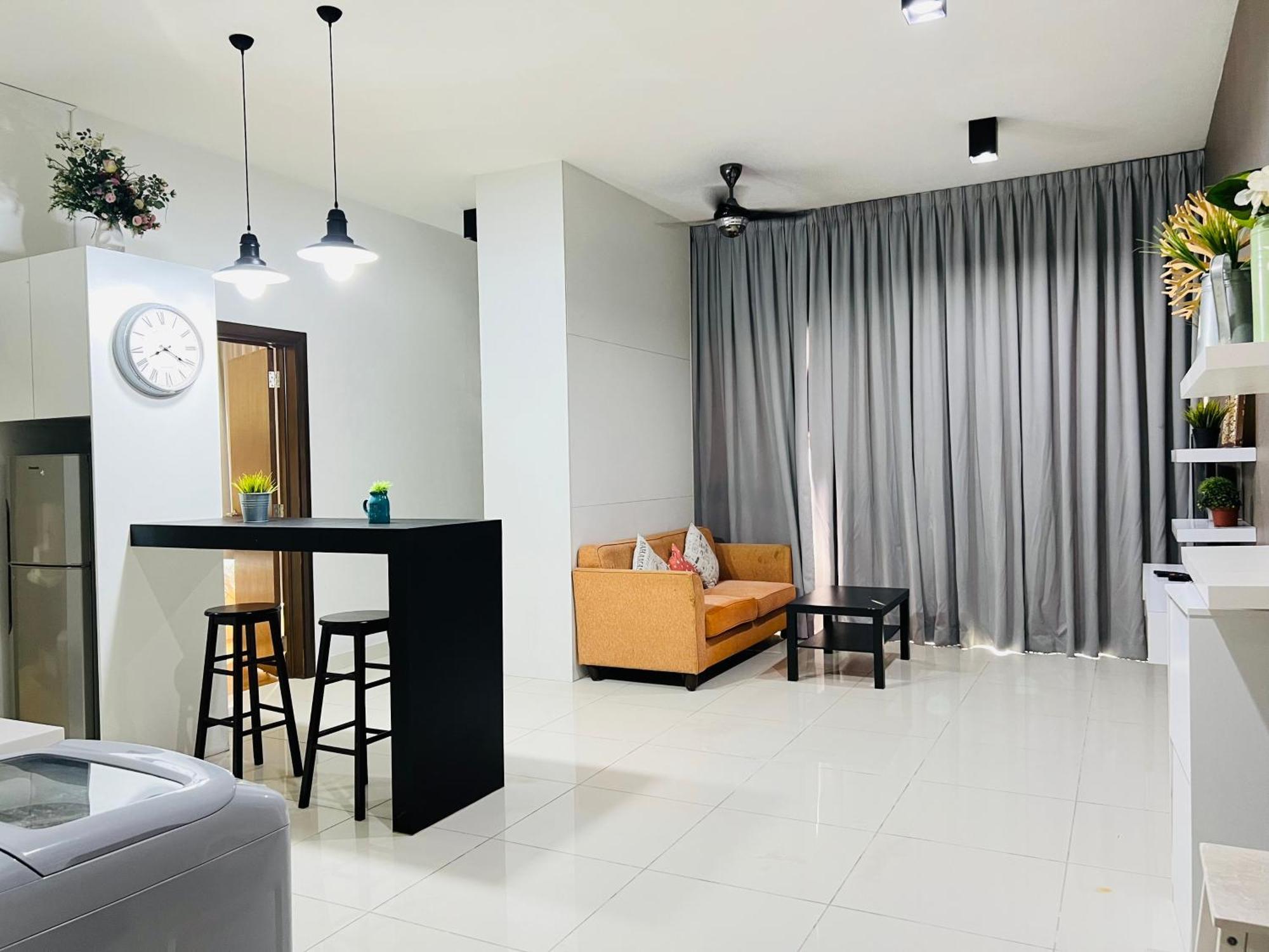 Regalia Suites & Residence By Enjoy Your Stay 쿠알라룸푸르 외부 사진