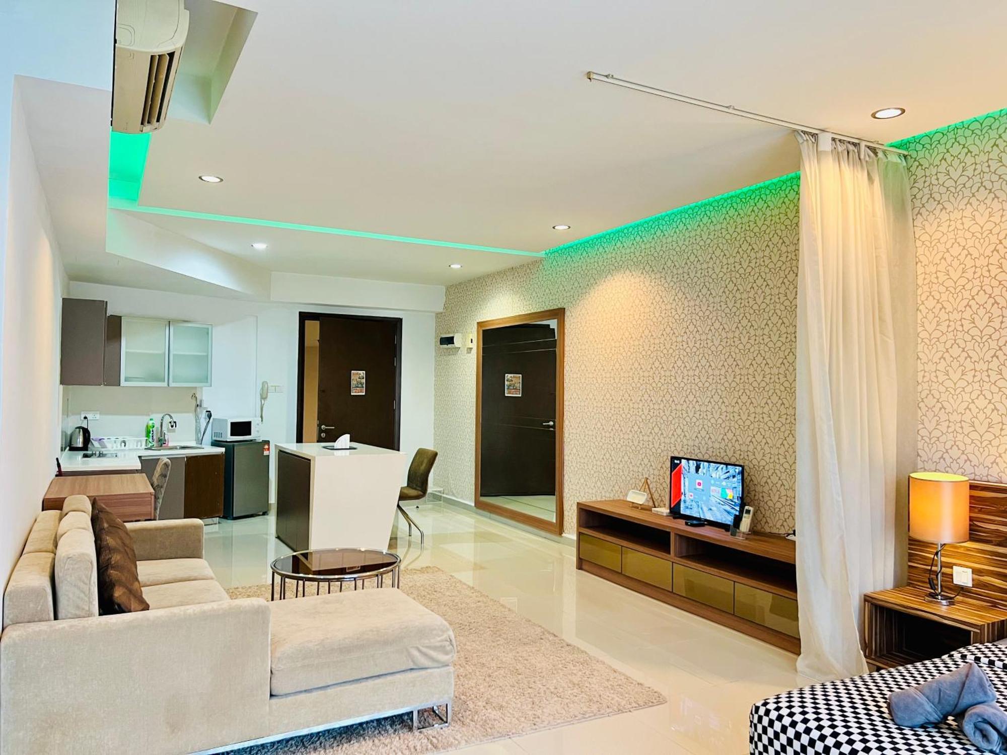 Regalia Suites & Residence By Enjoy Your Stay 쿠알라룸푸르 외부 사진